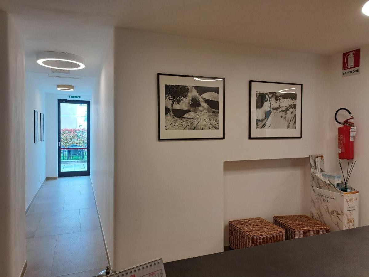 Hotel Trieste เซนีกัลเลีย ภายนอก รูปภาพ