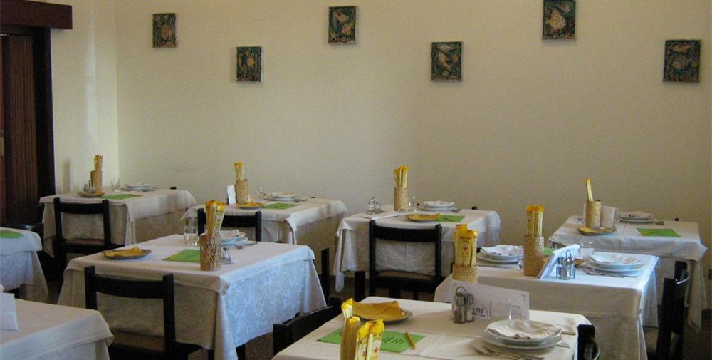 Hotel Trieste เซนีกัลเลีย ภายนอก รูปภาพ